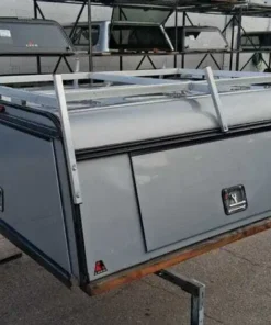 Leer DCC Topper – Toyota Tacoma