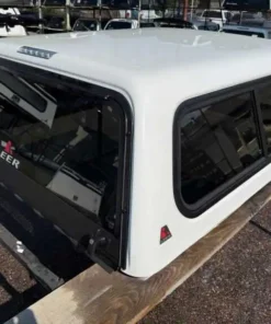Leer 100R Topper – Toyota Tacoma