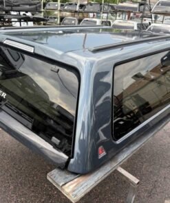 Leer 100XQ Topper – GMC Sierra 1500
