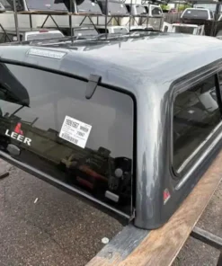 Leer 100XR Topper – Toyota Tacoma