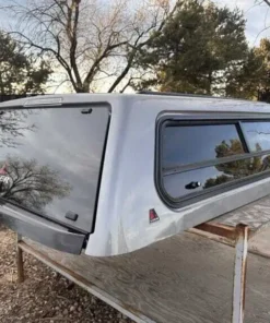 Leer 100XR Topper – GMC Sierra 2500
